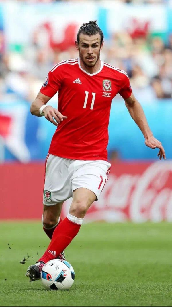 一位年轻的 一位年轻的