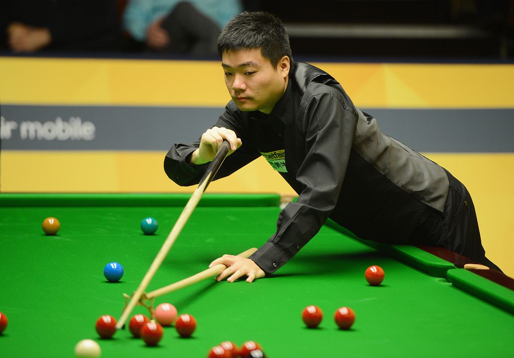 力非常明显 力非常明显