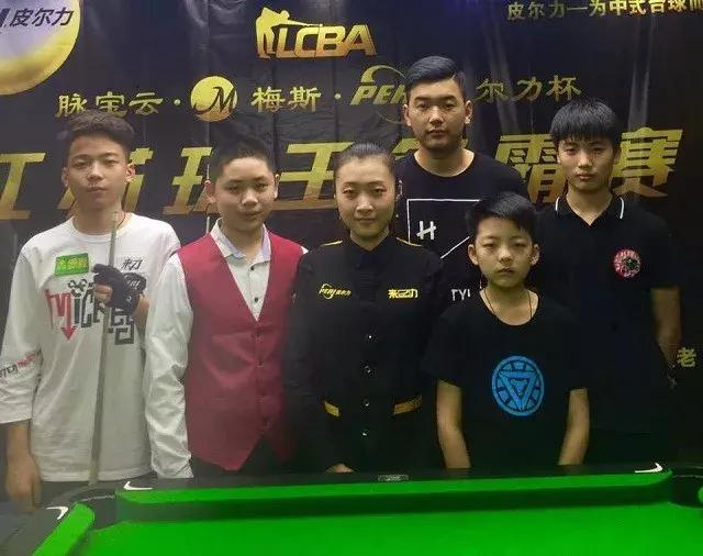 是年轻球员 是年轻球员