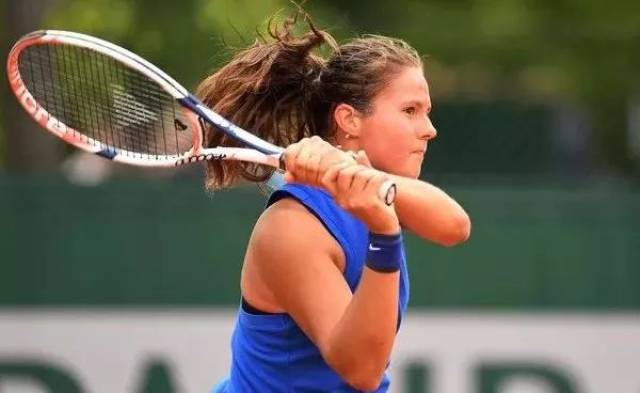 河在更衣室 河在更衣室